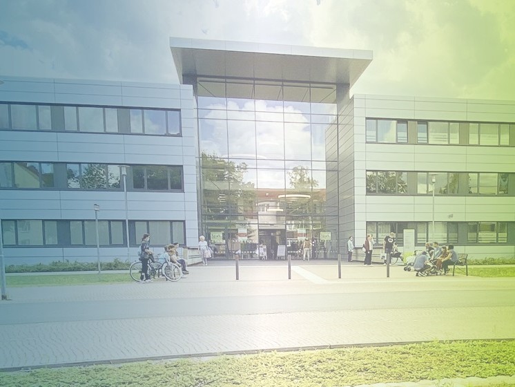 Vortrag: Therapiemöglichkeiten bei Covid-19