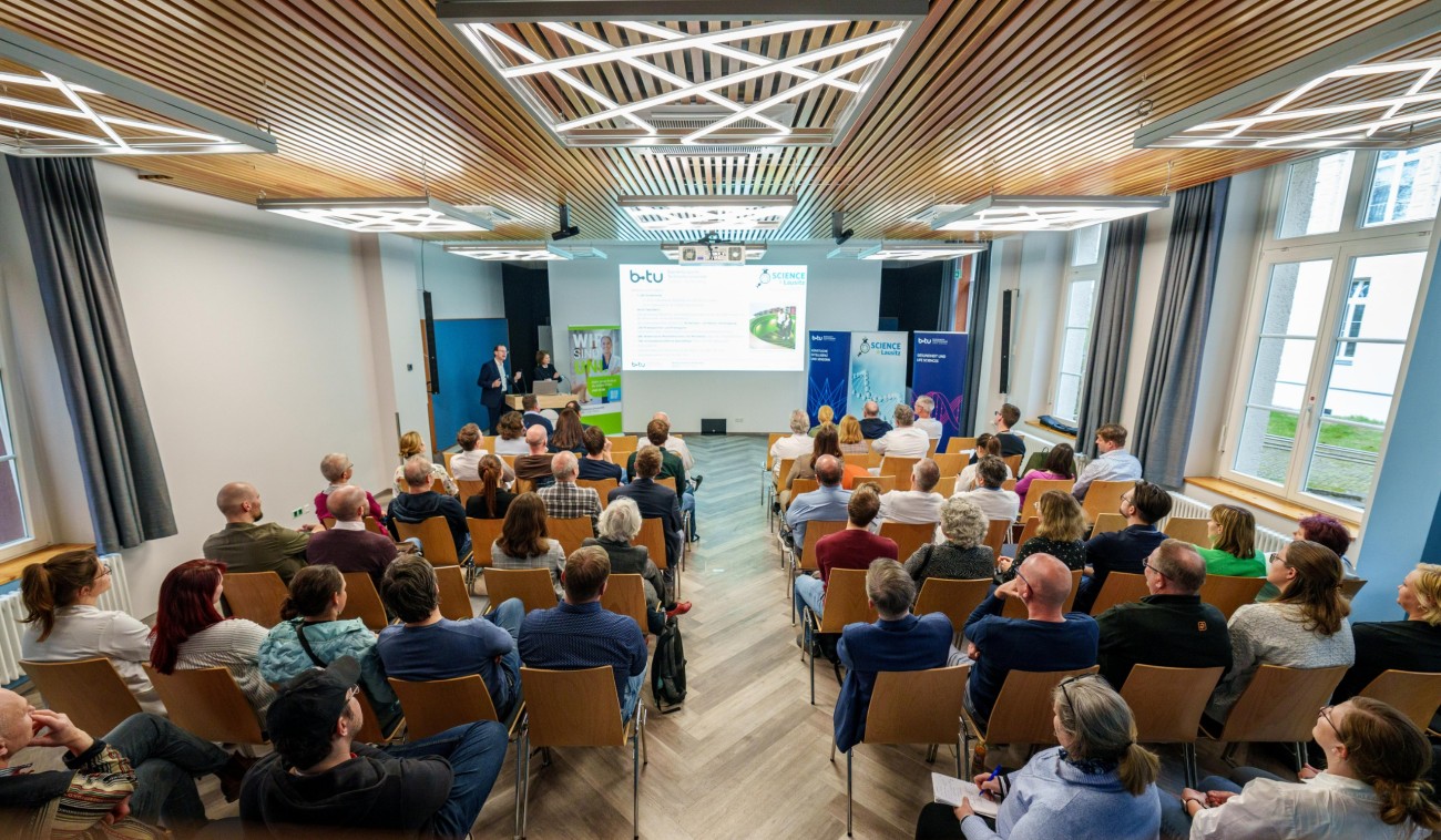 Science Lausitz BegrüßungKuhlmeyHübner 48 ST