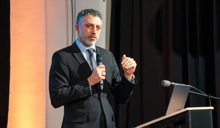 Prof Dr med Ehab Shiban