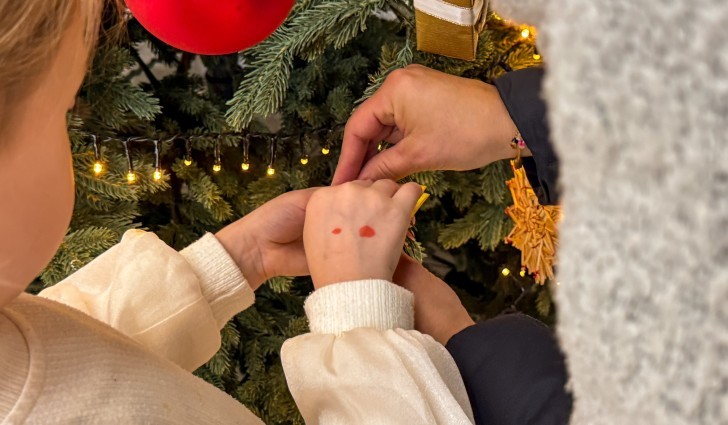 Weihnachtsbaumschmuecken2025 190