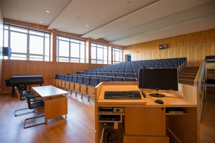 Hörsaal 03